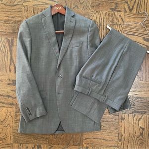 Calvin Klein Men’s Sharkskin Grey Suit Slim Fit Excellent Condition 38-40L 32W